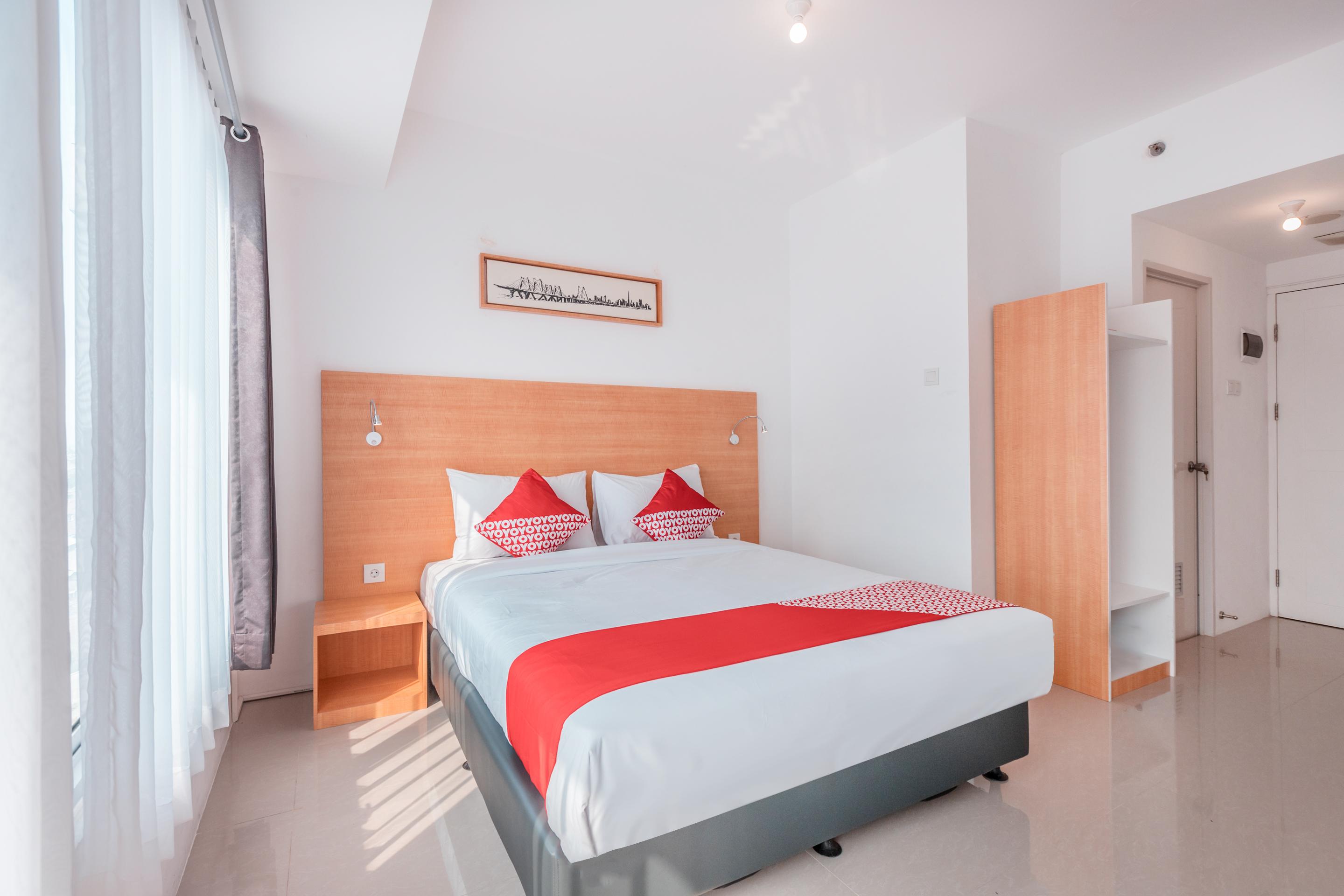 Oyo Flagship 766 Prima Orchard Hotel Bekasi Exterior photo
